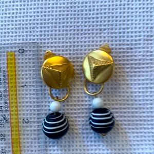 Earrings like new, costume 1980 retro dangling ball earrings with gold topper
